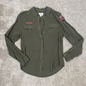 American Eagle Button Down